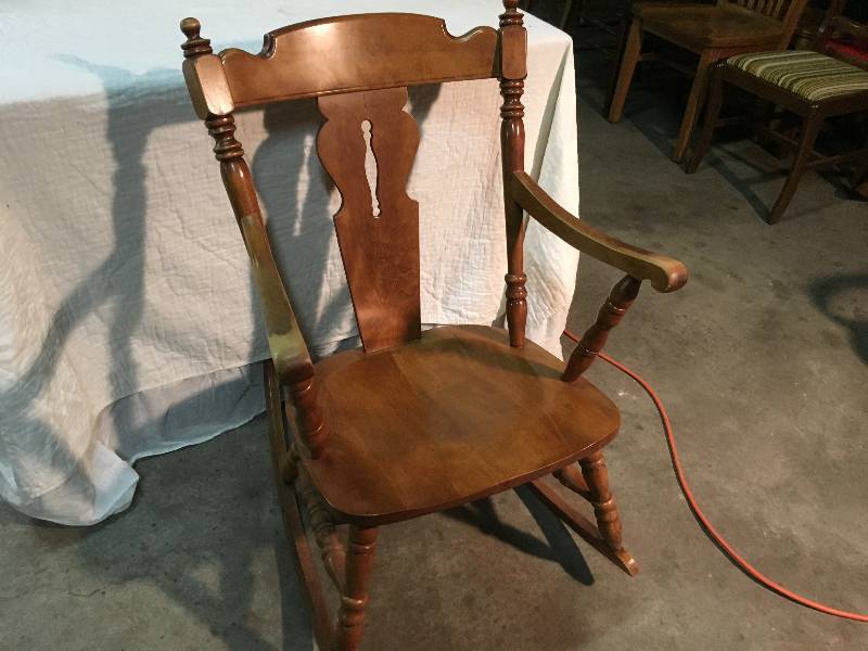 Solid Maple Wood Rocker