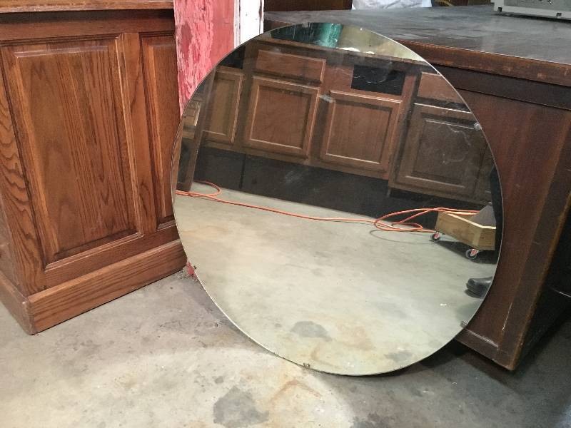 Round Wall Mirror