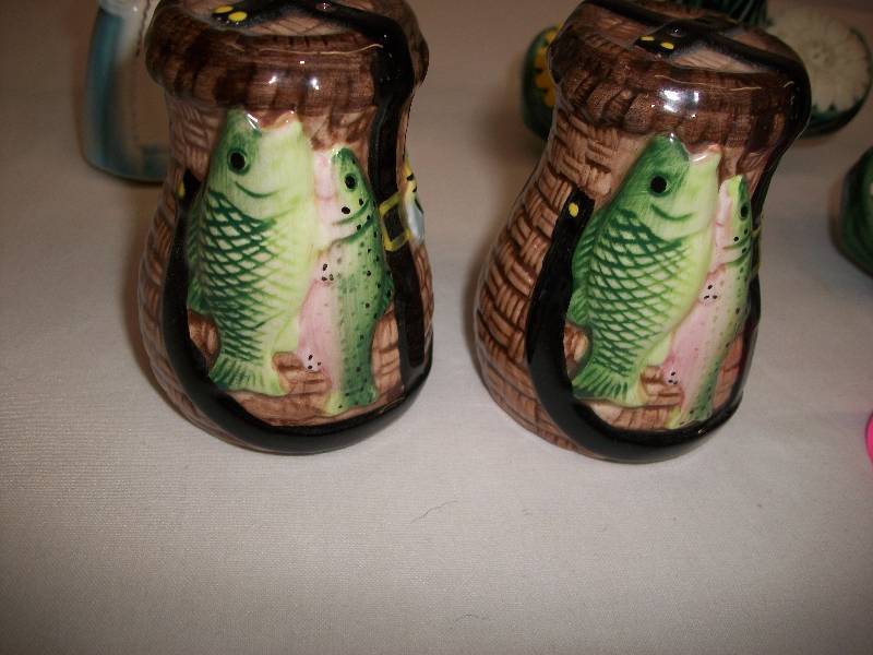 Salt & Pepper Shakers