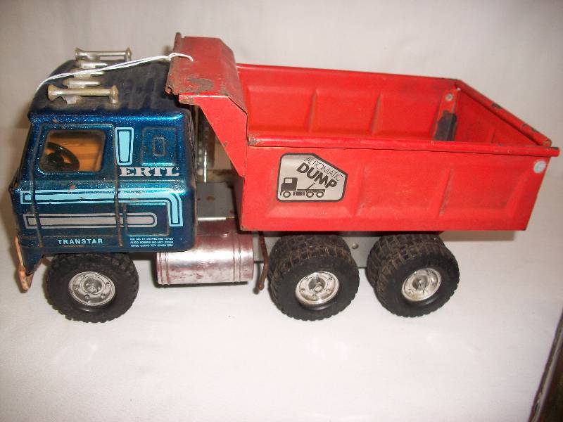 Ertl Truck
