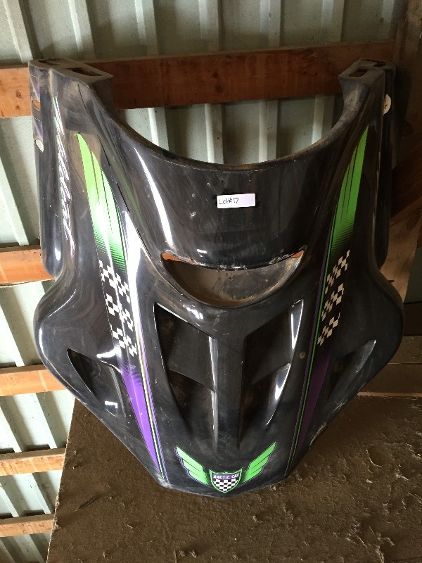 lot 17 image: 1993 Arctic cat wildcat hood
