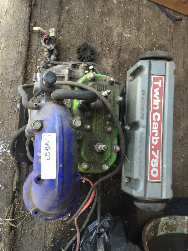 lot 27 image: Kawasaki 750 twin jet ski engine