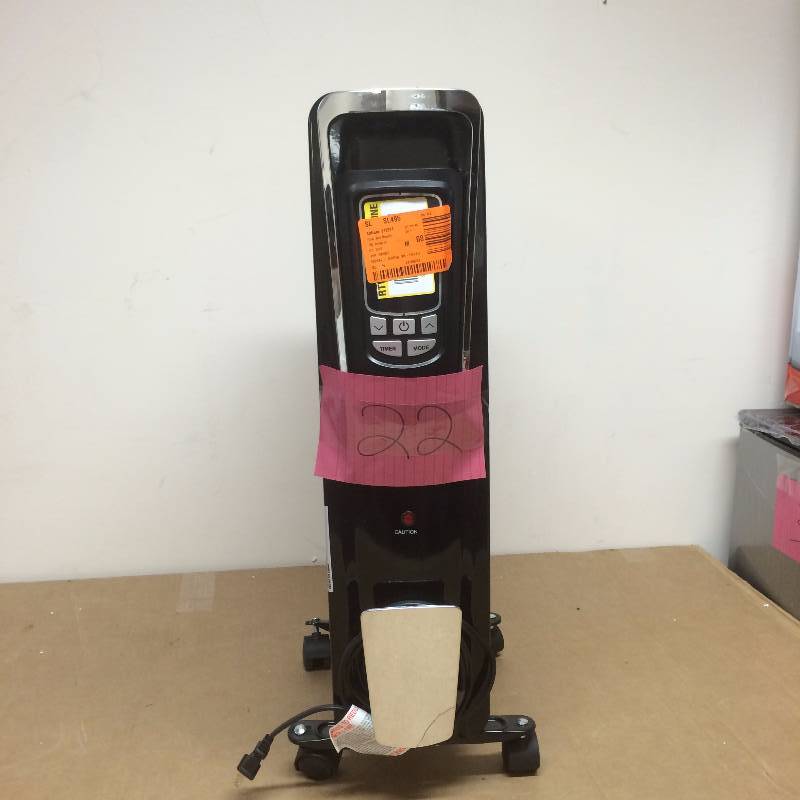 Pelonis 1500-Watt Digital Oil-Filled Radiant Portable Heater small damage on bottom tested works