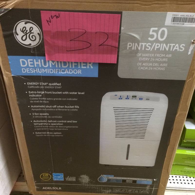 GE Dehumidifier 50 Pints in like new condition