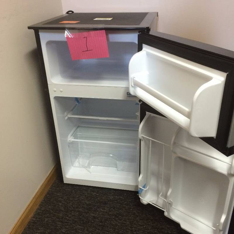 Magic Chef 3.1 cu. ft. Compact Refrigerator New with small dents and scratches Model HMDR310SE
