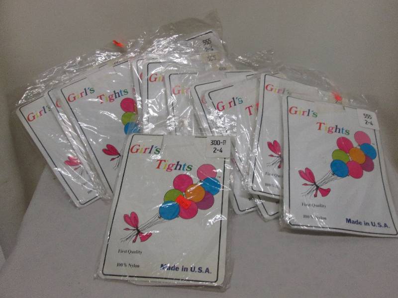 Lot of 12 girls 2-4 white tights...