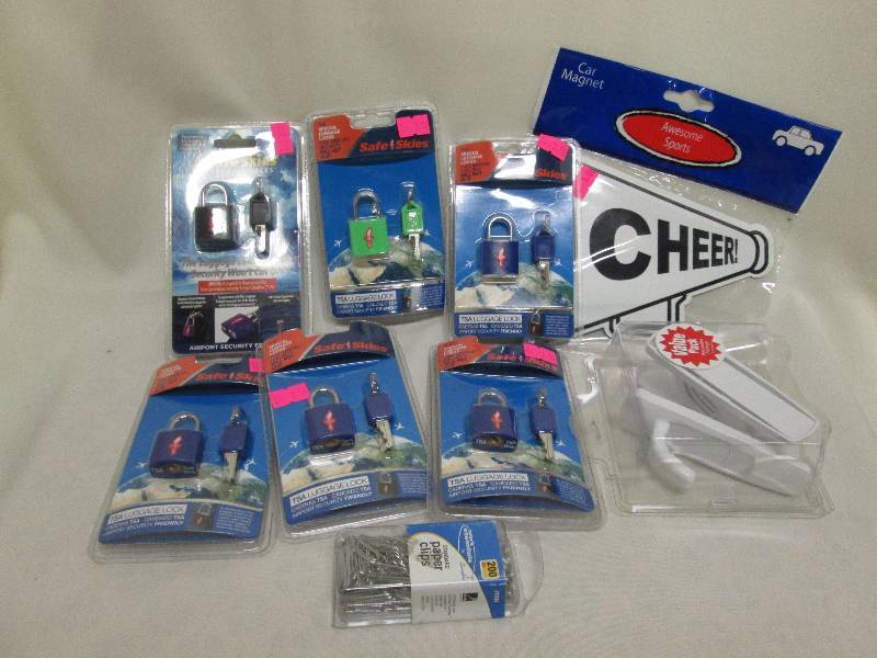 6 pk of luggage locks, Cheer magnet...