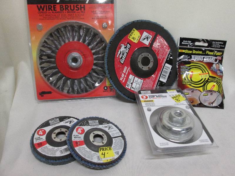 Assorted disc brushes & turbo snake...
