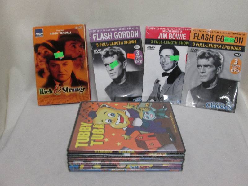 Lot of 10 DVDs various titles...