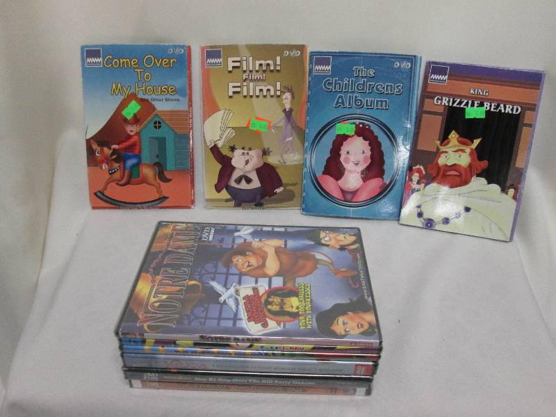 Lot of 10 DVDs various titles...