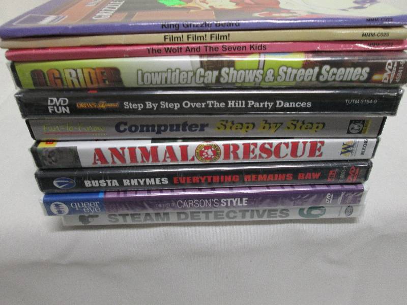 Lot of 10 DVDs various titles...