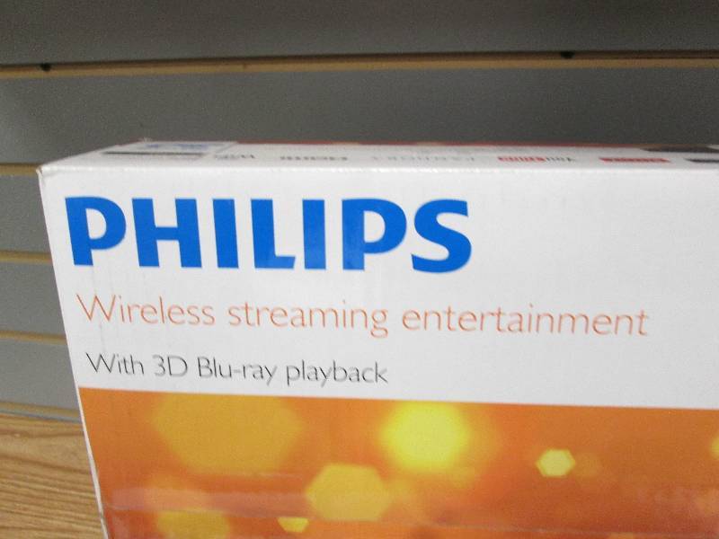 lot 43 image: Philips Blu RayDVD player, Wireles...