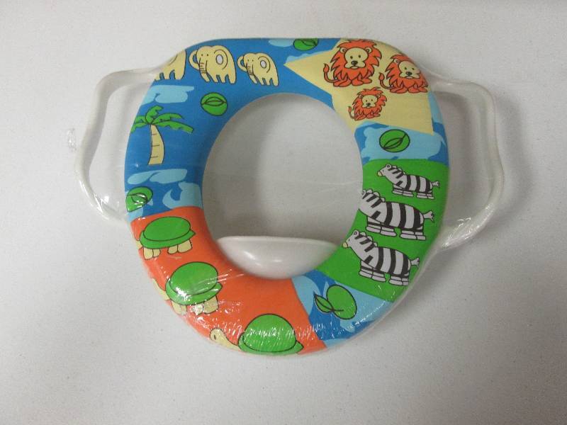 lot 96 image: Potty Training Seat - white Retail ...