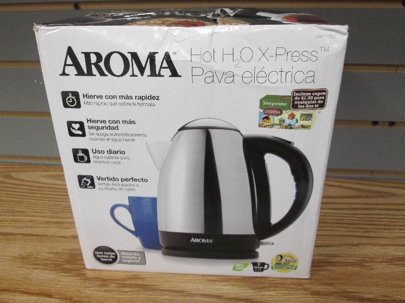 lot 110 image: Aroma 1.7 Electric Water Kettle box...