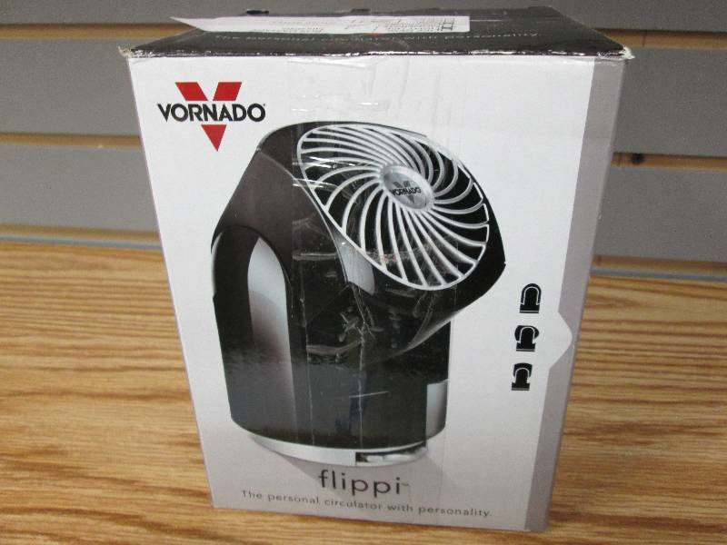 lot 111 image: Vornado Flippi Personal Fan- light ...