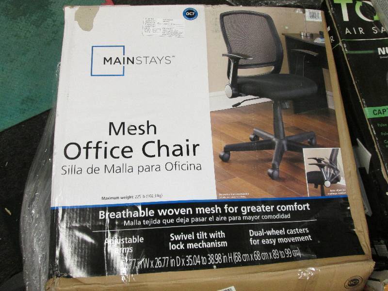 lot 128 image: Mainstays Mesh Office Chair - Black...