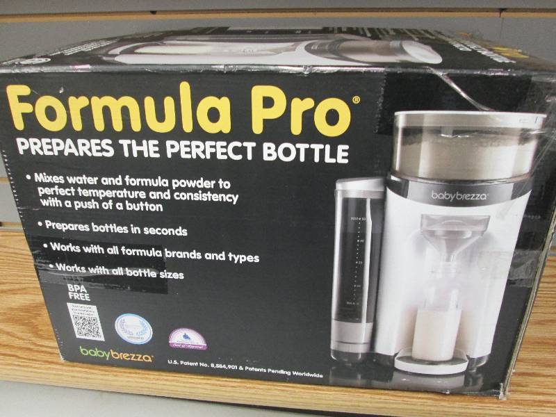 lot 133 image: Baby Breeza Formula Pro scratches R...
