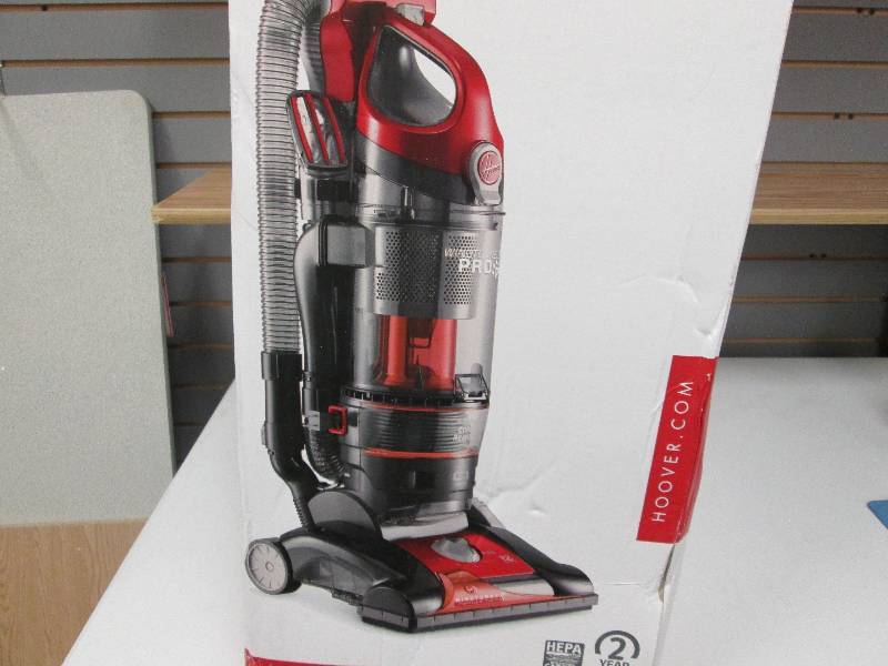 lot 135 image: Hoover WindTunnel 3 Pro Pet Bagless...