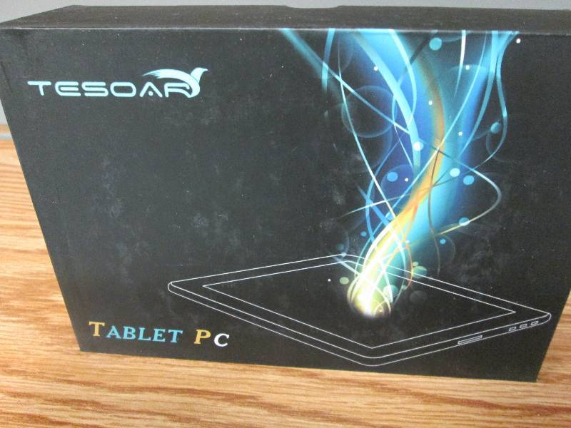 lot 180 image: Tesoar 8GB White Tablet PC Retail $...