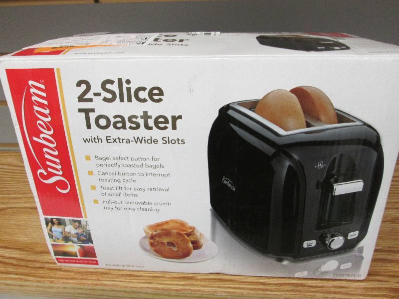 lot 185 image: Sunbeam 2-Slice Toaster with Extra ...