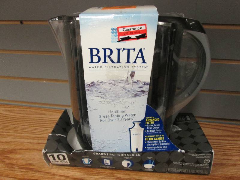 lot 194 image: Brita 10 Cup Filtration System Pitc...