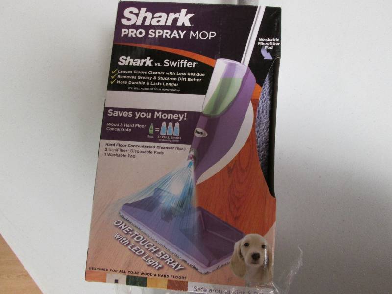 lot 200 image: Shark Pro Spray Mop 180 degree stee...