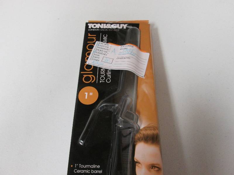 lot 225 image: Toni&Guy Glamour 1 Curling Iron-sc...