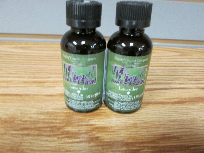 lot 243 image: Hosley Candle Company 2bottles 1.86...