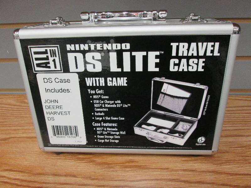 lot 267 image: Nintendo DS Lite Carrying Case -NO ...