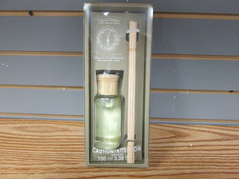 lot 282 image: Elegant Expressions Cinnamon Nutmeg...