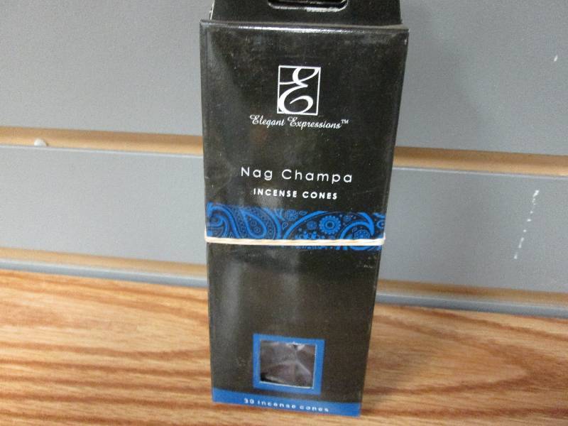 lot 306 image: Lot of 3 pks Elegant Expressions Na...