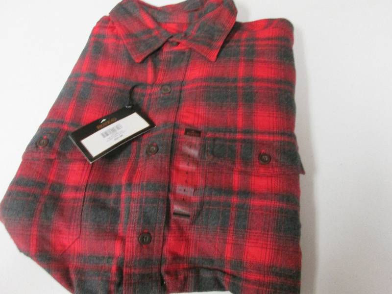 lot 317 image: Bass Pro Shop RedHead Mens Long Sl...