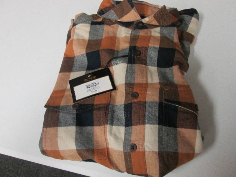 lot 321 image: Bass Pro Shop RedHead Mens Long Sl...