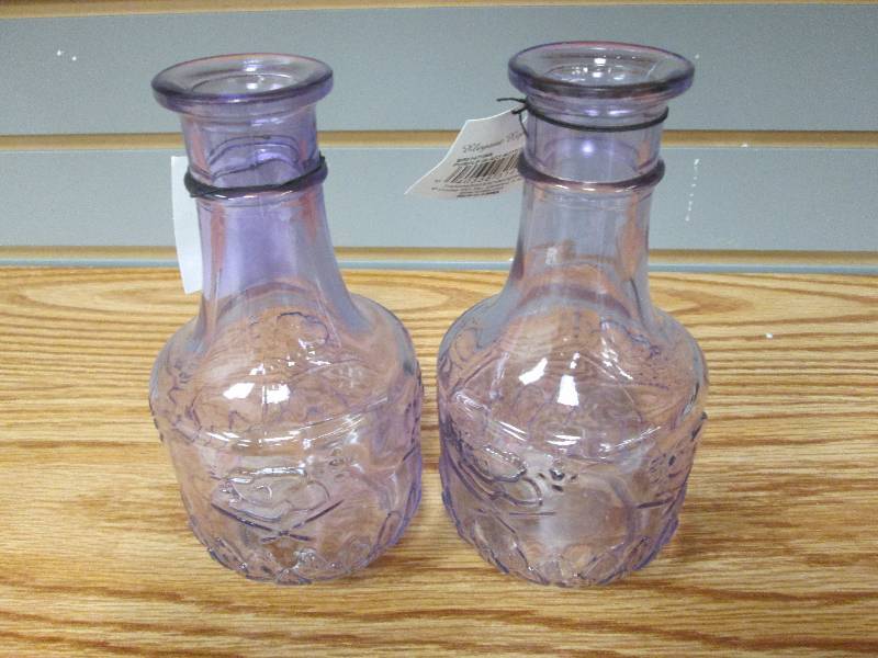 lot 330 image: Elegant Expressions Set of 2 Purple...