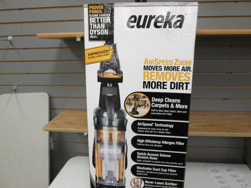 lot 358 image: Eureka Air Speed Zuum Vaccumm - Mod...