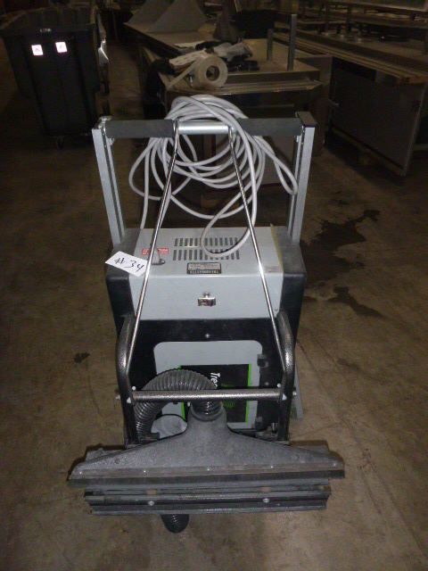 lot 34 image: Treadmaster Escalator Cleaning System