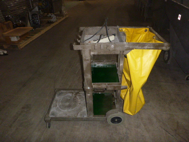 lot 41 image: Rubbermaid Cleaning Cart