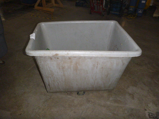 lot 44 image: Garbage Can