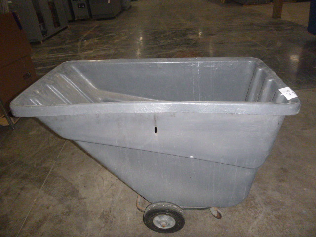 lot 45 image: Garbage Can