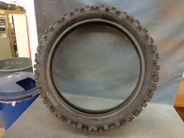Dunlop Sports D756 Tires