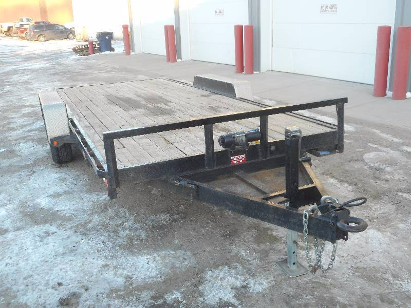 2000 H&H Hydraulic Tilt-Bed Trailer