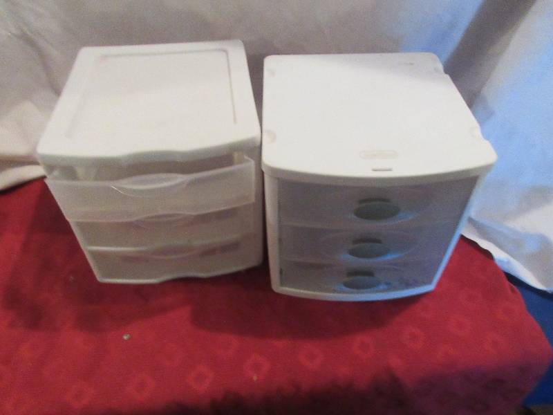 lot 51 image: 2       3 DRAWER STORAGE CONTAINERS