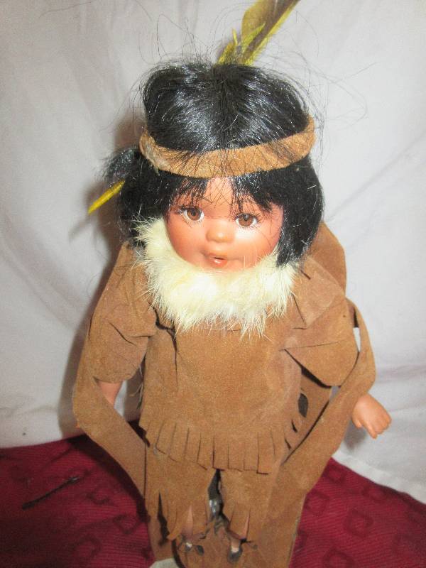 lot 87 image: PORCILIAN INDIAN DOLL