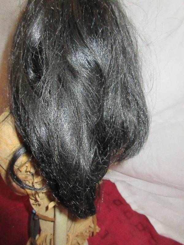 lot 92 image: PORCELIAN INDIAN DOLL