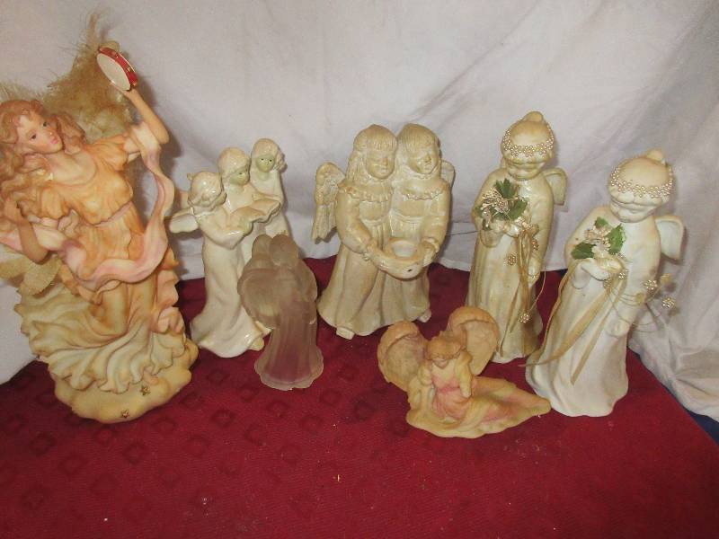 lot 104 image: VINTAGE LARGE ANGEL FIGURENES