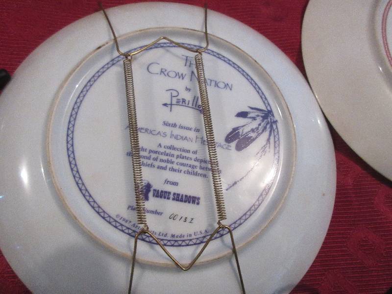 lot 124 image: 3 NATIVE AMERICAN COLLECTOR PLATES