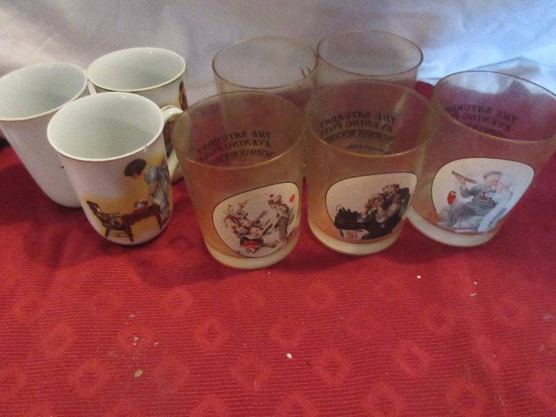 lot 126 image: VINTAGE SATURDAY EVENING GLASSES AND CUOS