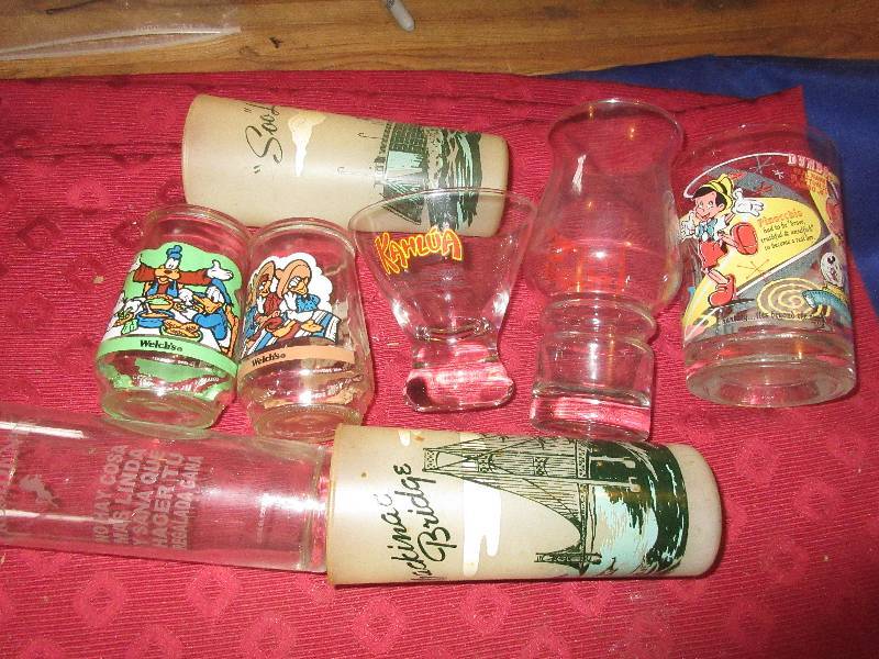 lot 138 image: VINTAGE GLASSES