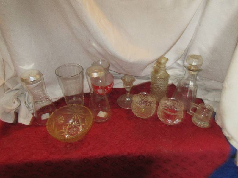 lot 153 image: CLEAR VINTAGE GLASSWEAR