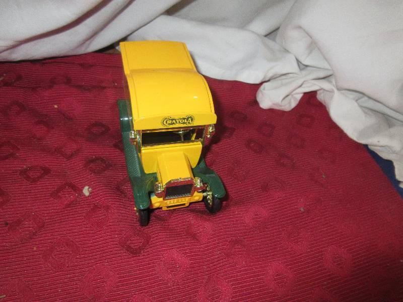 lot 156 image: CRAYOLA MODLE T FORD